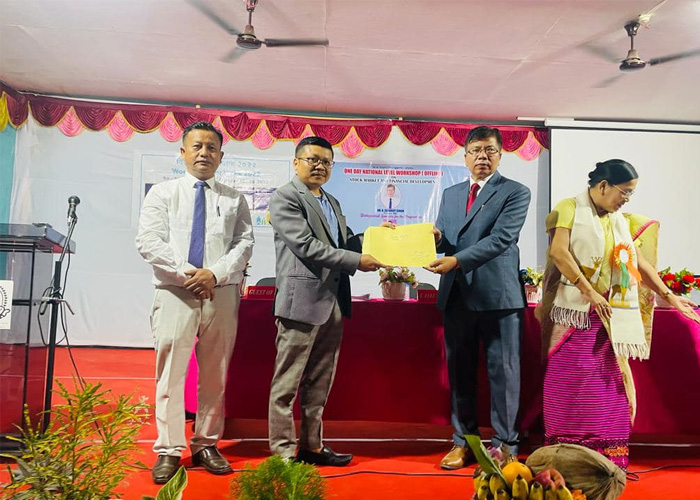 Participate as Distinguished Speaker